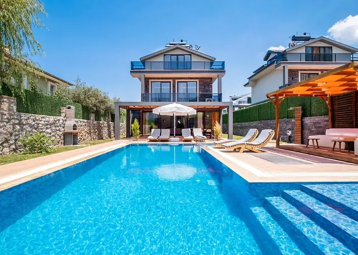 Luxurylifevillas 5-6 Villa *